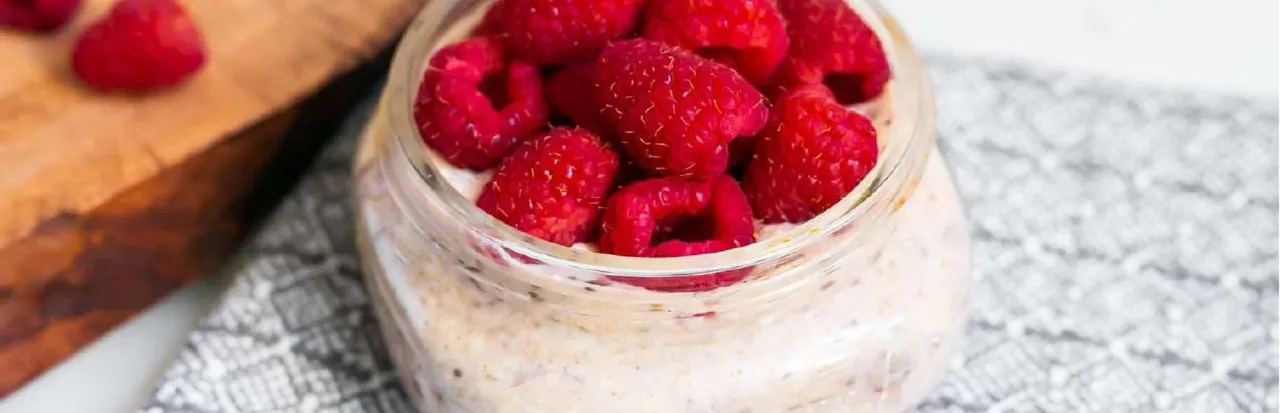 Raspberry Overnight Oats